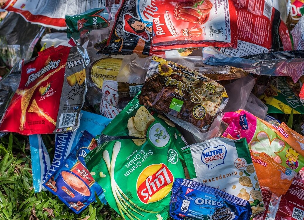 Food packaging in Costa Rica, 17 March 2020
