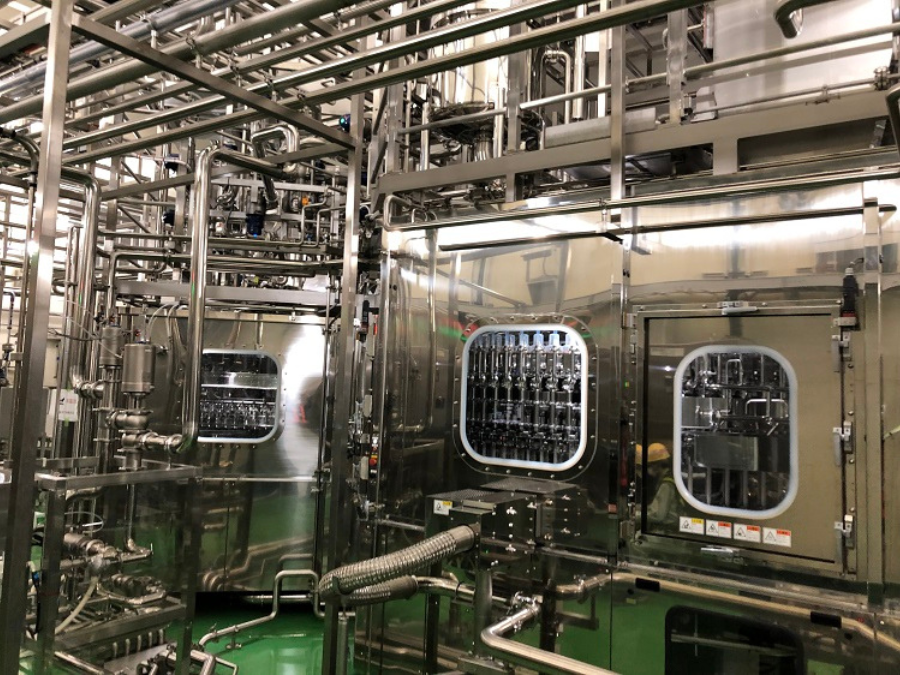 日本コカ・コーラ社の無菌生産ライン
