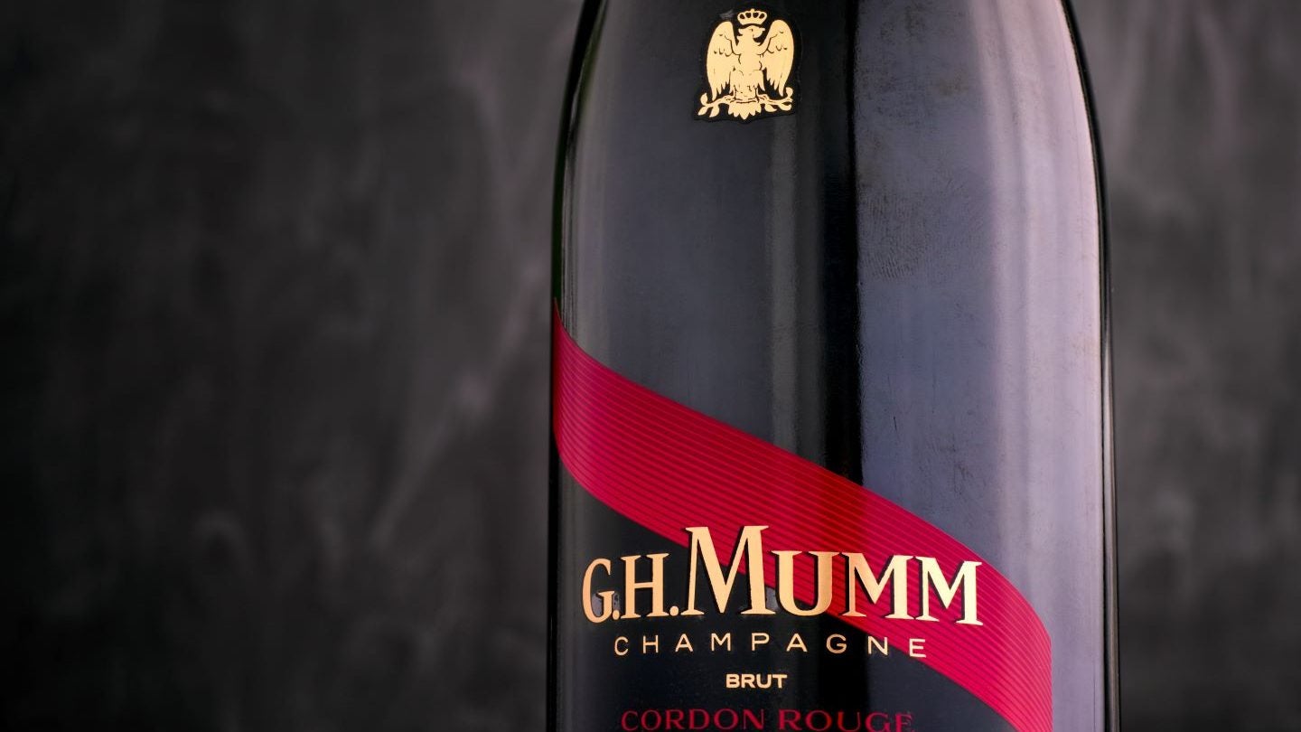 Workers strike at Pernod Ricard, LVMH Champagne houses