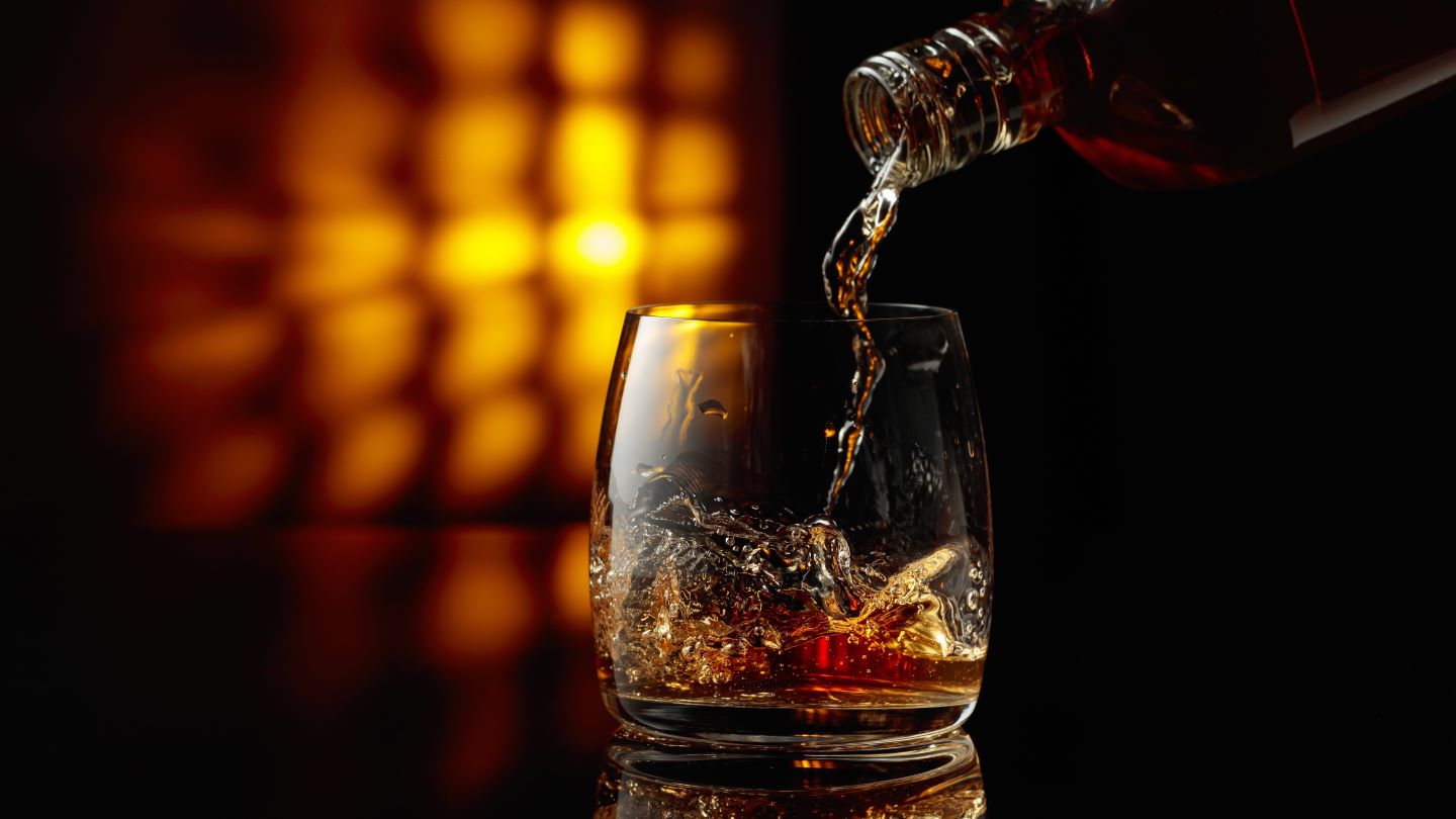 Australian distiller Top Shelf calls in administrators 