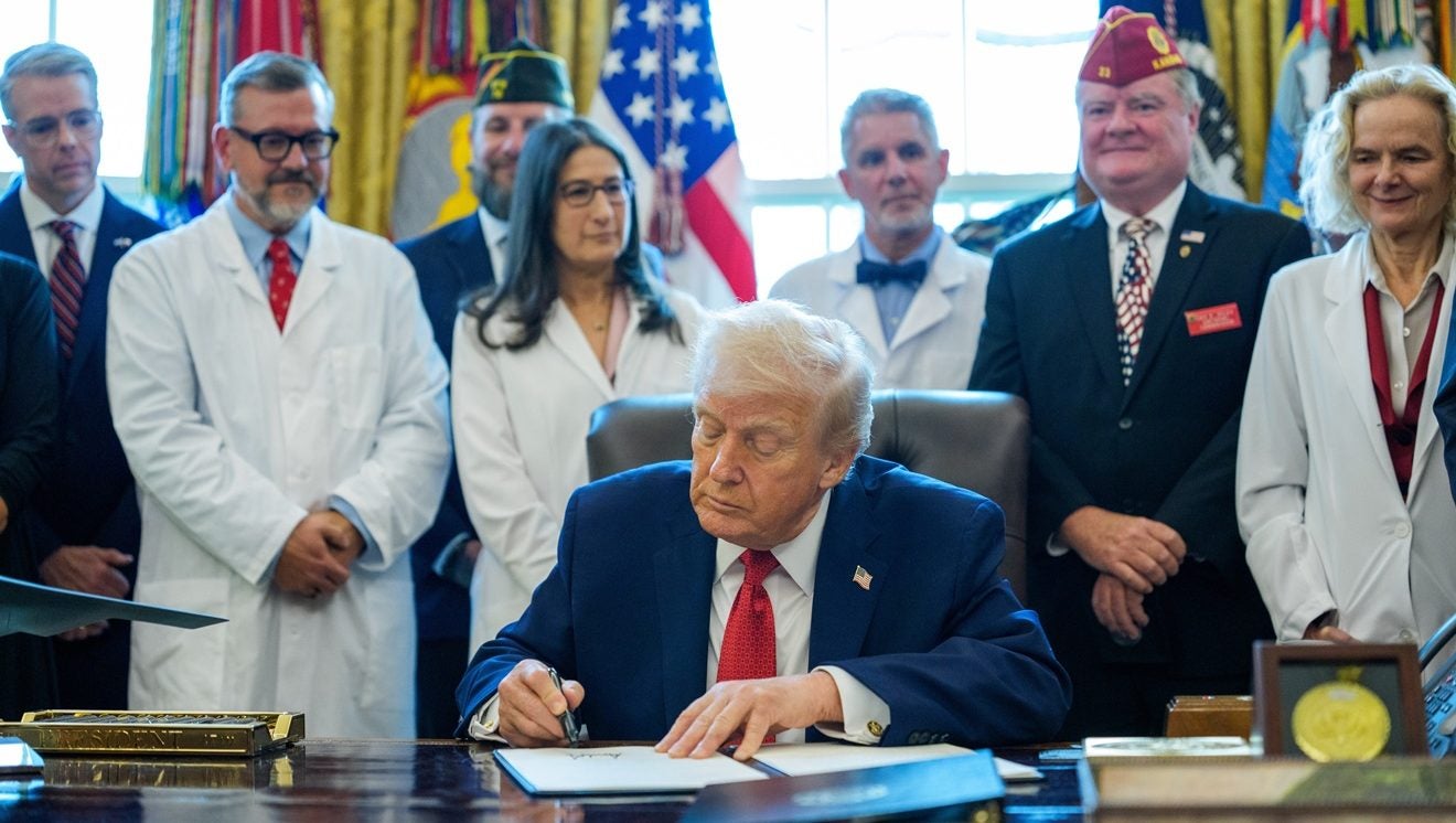 Trump signs order to reclassify marijuana