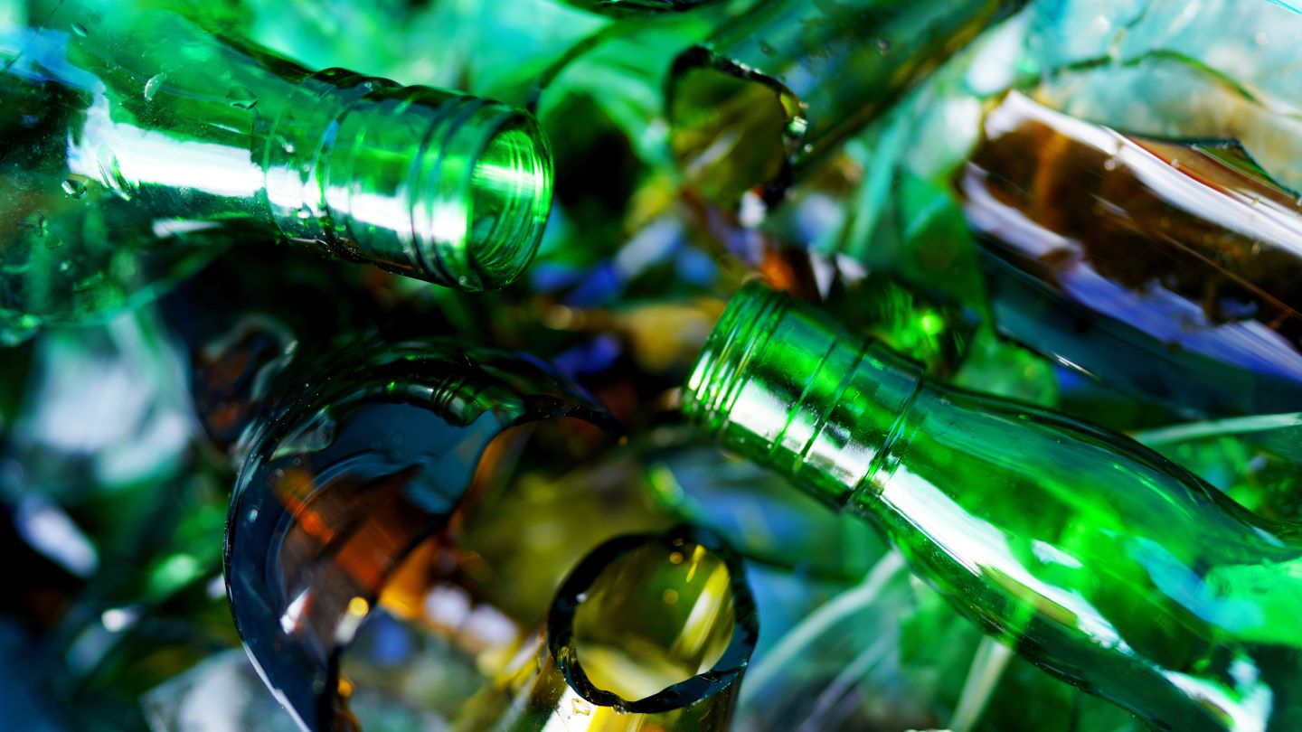 UK trade bodies call on Wales to change DRS plans - Just Drinks